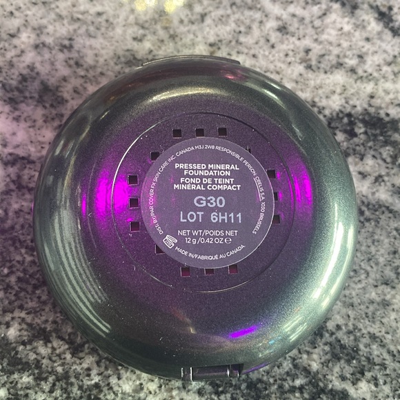 Cover fx pressed mineral foundation full size shade G30 NIB! - Picture 2 of 4